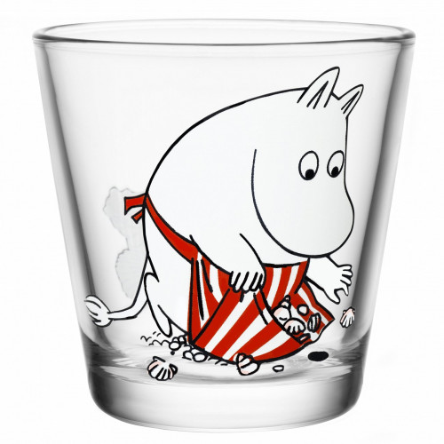 стакан муми-мама на пляже в Саратове